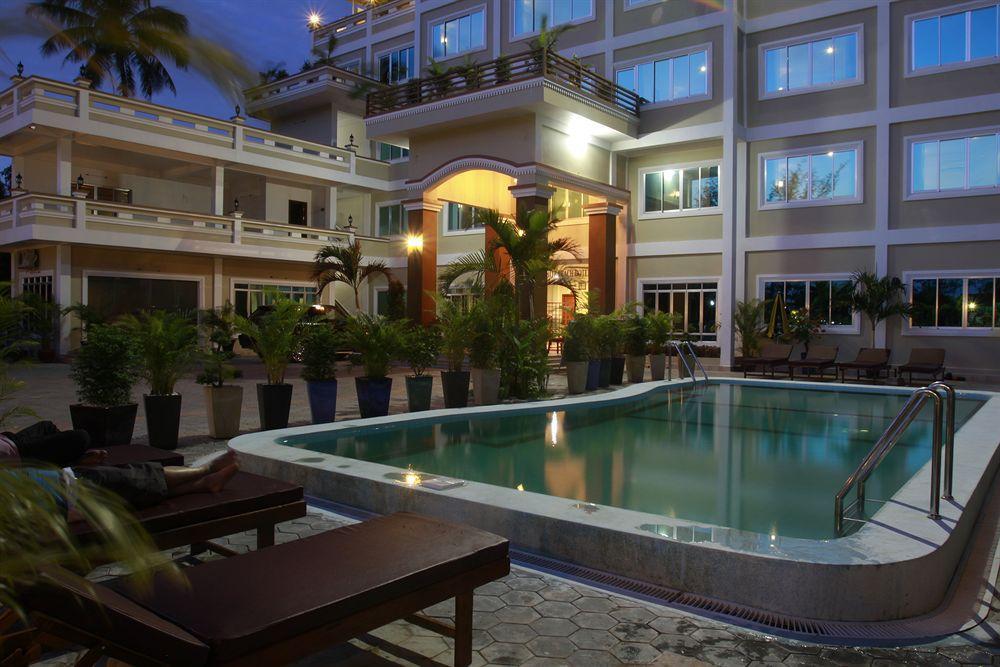 White Beach Hotel 西哈努克 外观 照片