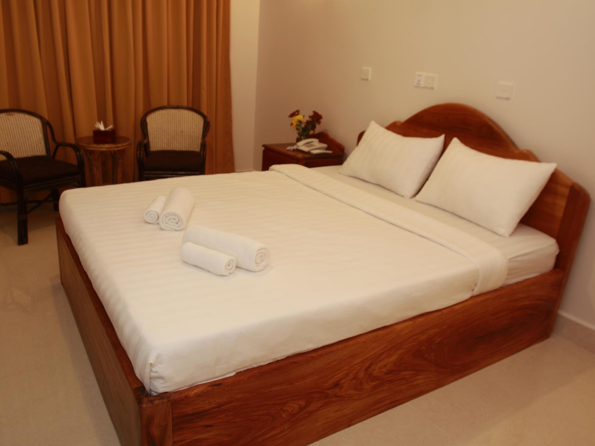 White Beach Hotel 西哈努克 外观 照片