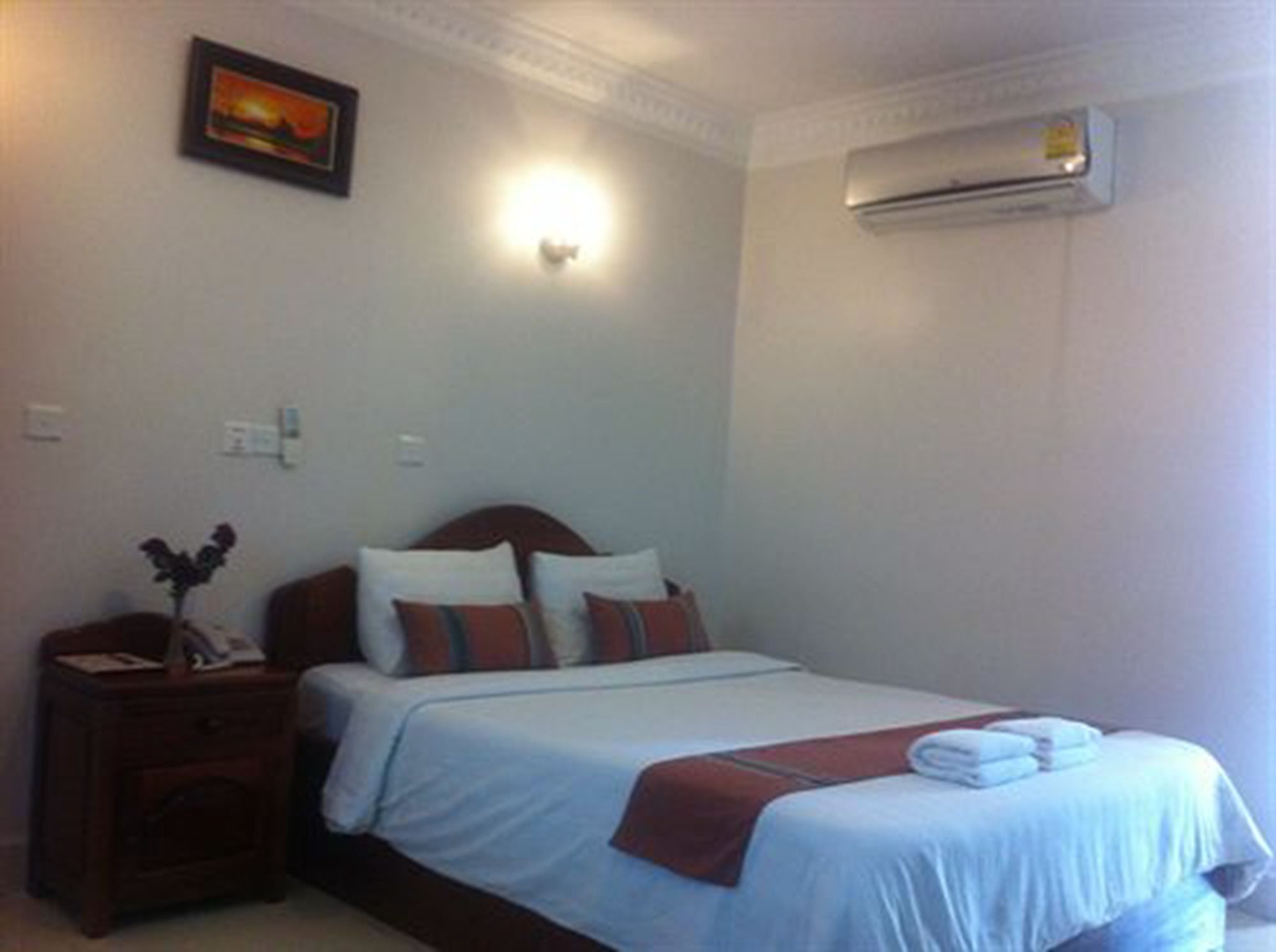White Beach Hotel 西哈努克 外观 照片