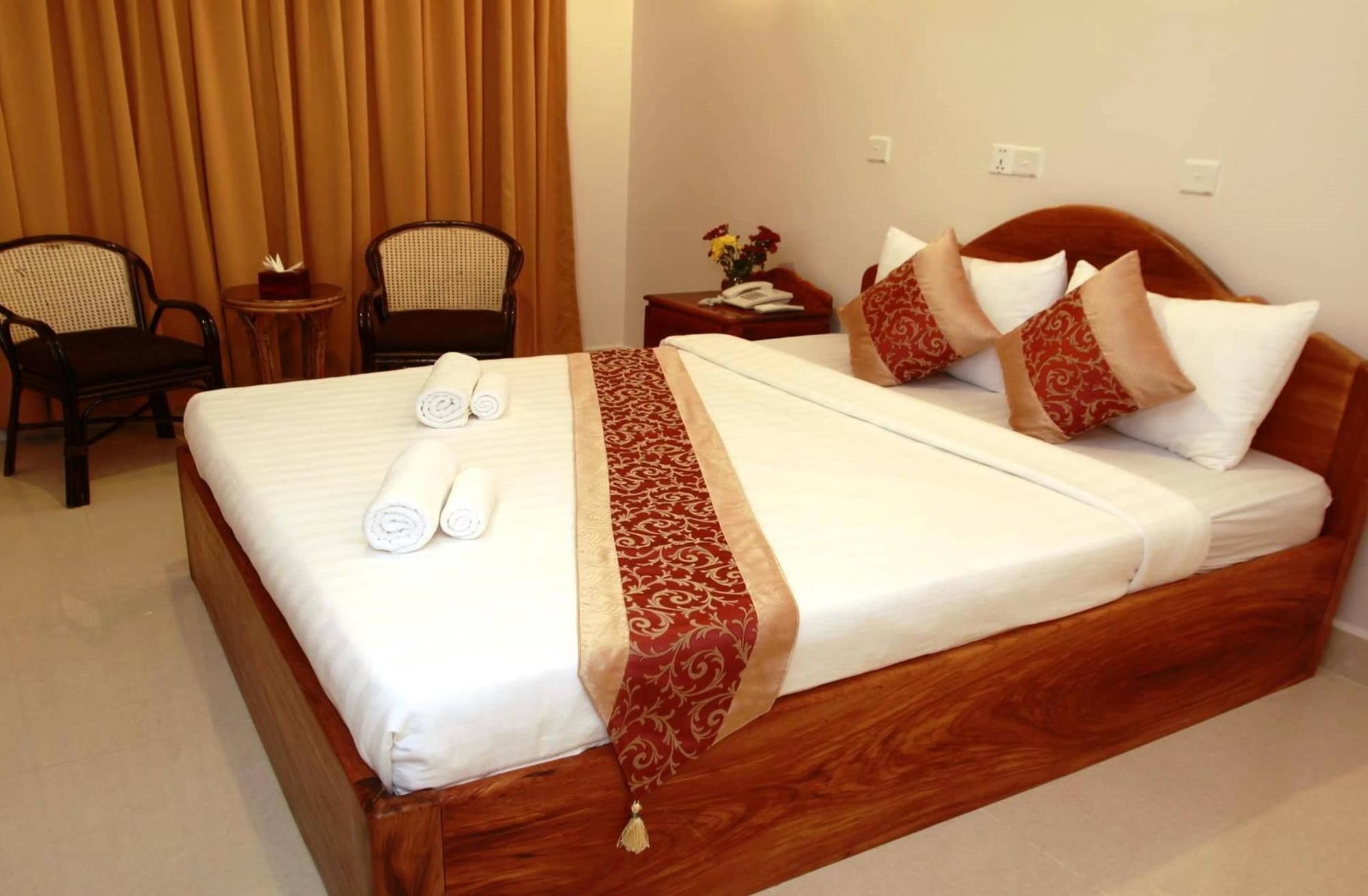 White Beach Hotel 西哈努克 外观 照片