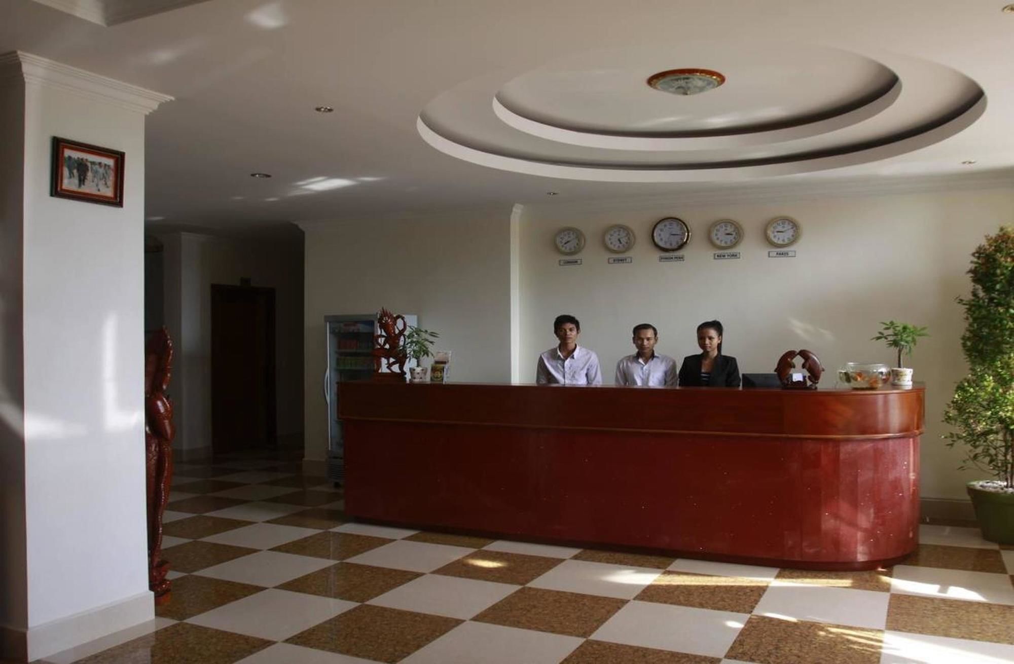 White Beach Hotel 西哈努克 外观 照片