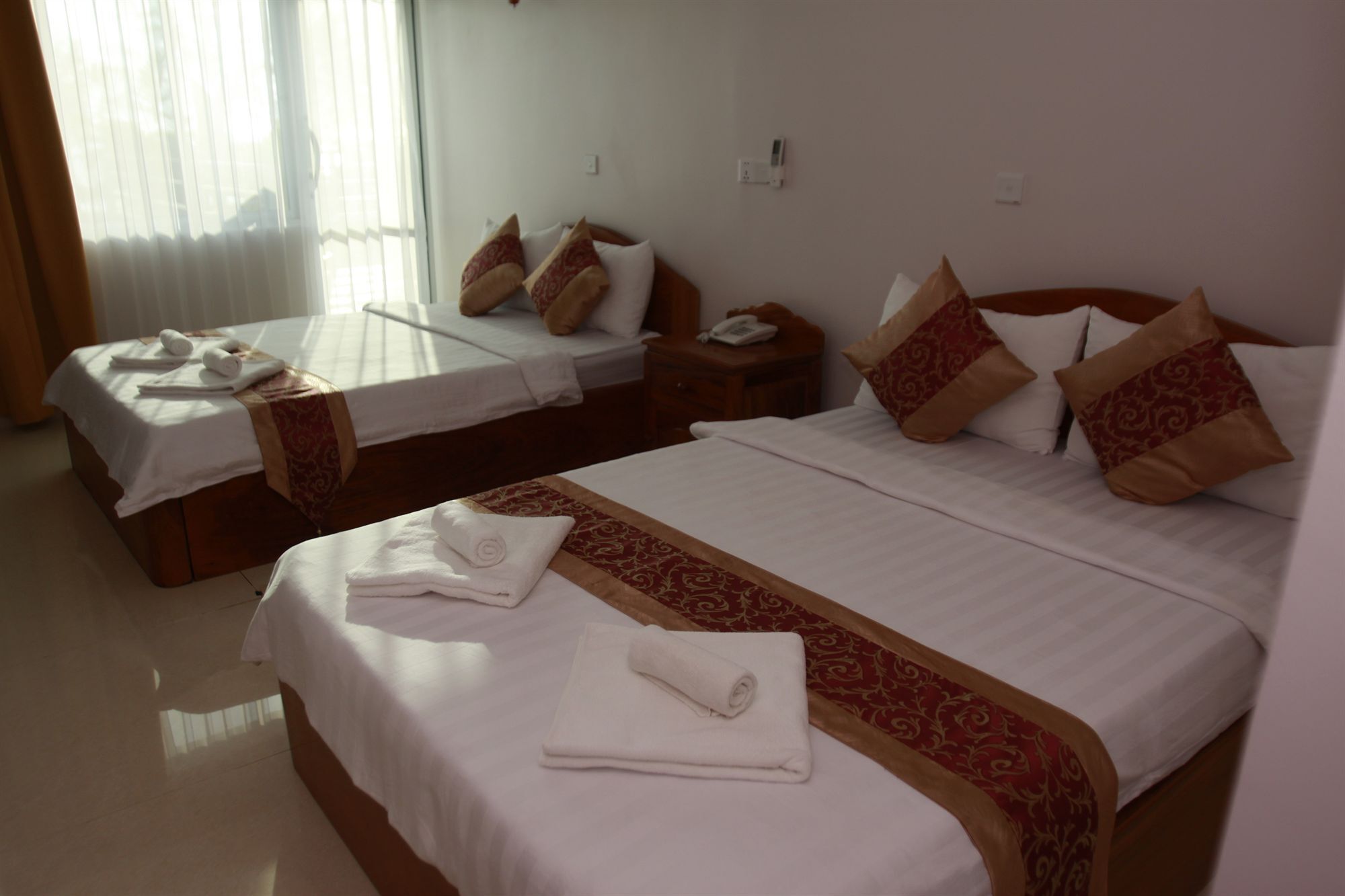 White Beach Hotel 西哈努克 外观 照片
